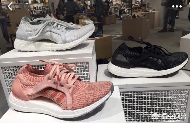 阿迪达斯跑鞋boost和阿尔法系列怎么选？哪个舒适度和外形更好一些？