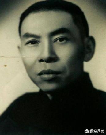 目不识丁的万墨林是怎么被杜月笙相中并一生重用的？