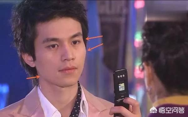 李栋旭浴缸照:“下衣失踪”的时尚照，摄影怎么拍？