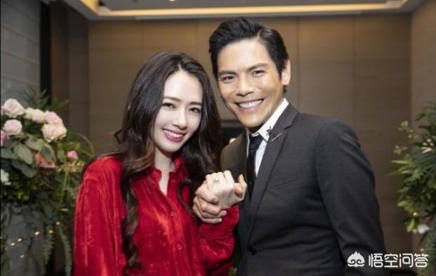 郭碧婷图片:与郭碧婷订婚不久就点赞了另一美女的照片，向佐手滑了吗？