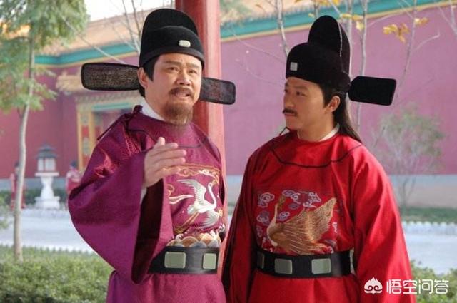 有些人觉得清朝的服装很丑，对此你怎么看？