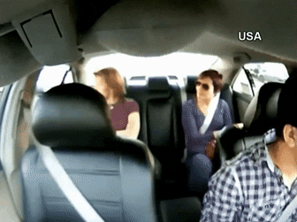 安全带的正确挂扣(安全带的正确挂扣应该是)