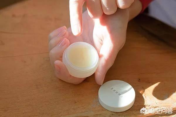 哪个牌子的润唇膏是让你回购五次以上的？插图100