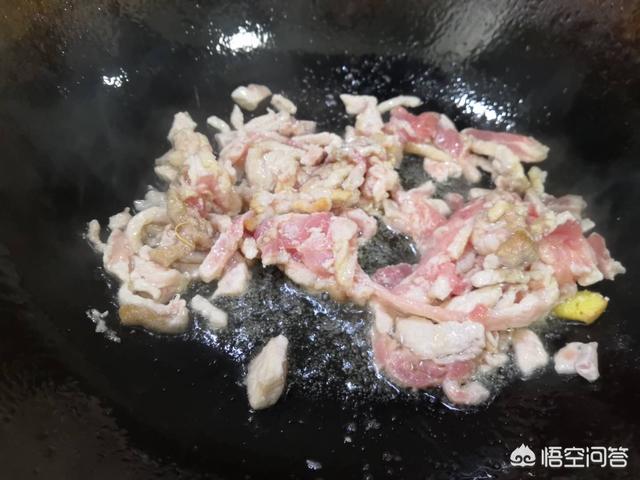 家常蒜苗炒肉怎么做,蒜苗和什么食材搭配才更显完美？