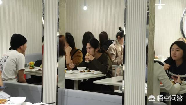 风靡<a href=https://maguai.com/list/256-0-0.html target=_blank class=infotextkey><a href=https://maguai.com/list/256-0-0.html target=_blank class=infotextkey>朋友圈</a></a>的<a href=https://maguai.com/list/48-0-0.html target=_blank class=infotextkey><a href=https://maguai.com/list/48-0-0.html target=_blank class=infotextkey>游戏</a></a>下载:风靡北京的“焦耳食堂”怎么样？