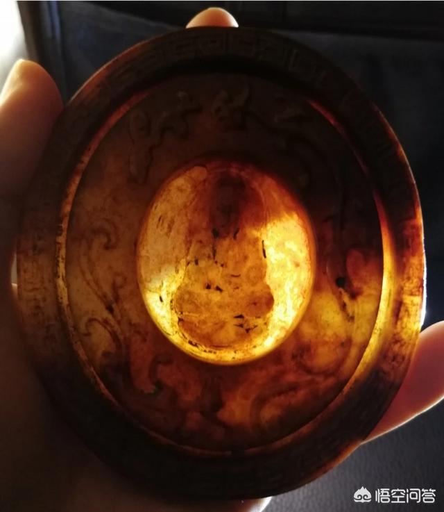 真正的红沁籽料,红沁籽料多少钱一克，价值高吗？