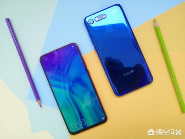 iqoo,荣耀v20哪个更值得入手？