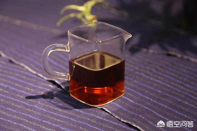陈诗云微拍:茶叶在杯子里张开怎么拍摄