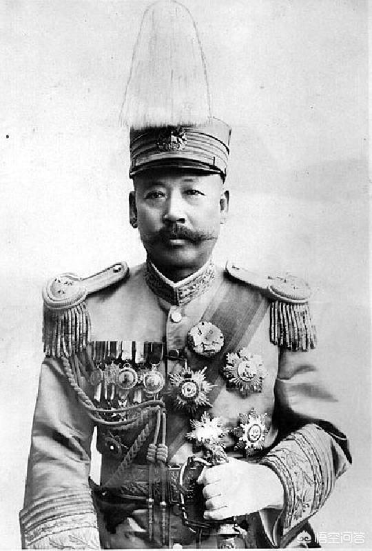 顾维钧:博士顾维钧评价文盲曹锟说他是天生的政治家。是否贴切？