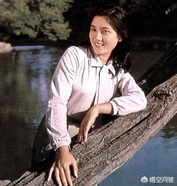 电影演员李秀明:金鸡奖、百花奖最佳女主角李秀明的近况如何