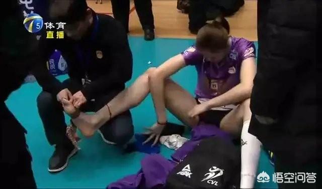 天津骨科专家随天津女排抵常州,李盈莹未上场训练,友泉出招蔡斌接,谁会胜出呢？