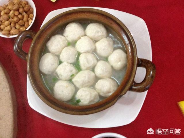 湖光岩水怪:农村人说吃鲢鱼要吃大的，那么最大的鲢鱼能长多大？