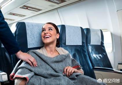 怀孕后是否能坐飞机，孕妇能坐飞机吗，有何隐患