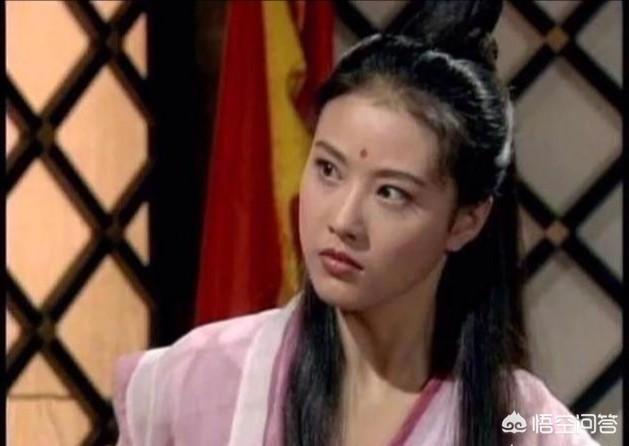 周芷若取走了屠龙刀与倚天剑里的秘籍,练了“九阴白骨爪”和“摧心掌”,刀剑里面藏的是邪门武功吗？