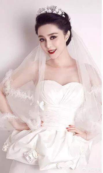范冰冰最近消息:范冰冰为李晨庆生，这是要准备复出了吗