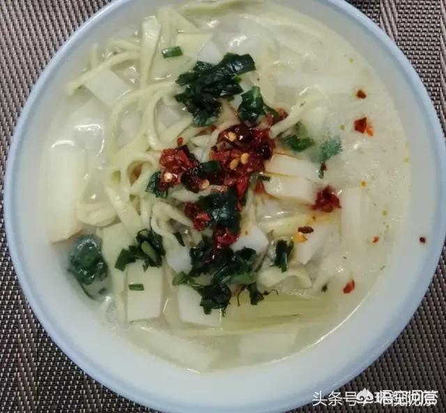 秋田蕗好吃吗:五常大米的营养价值高吗，吃起来口感是怎样的？
