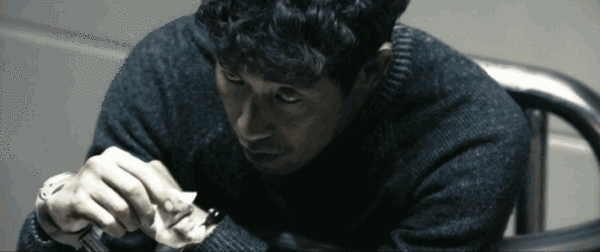 葛优低调出席酒宴:父亲去世，一切从简，不办宴席是不孝吗？会被村里长辈骂吗？
