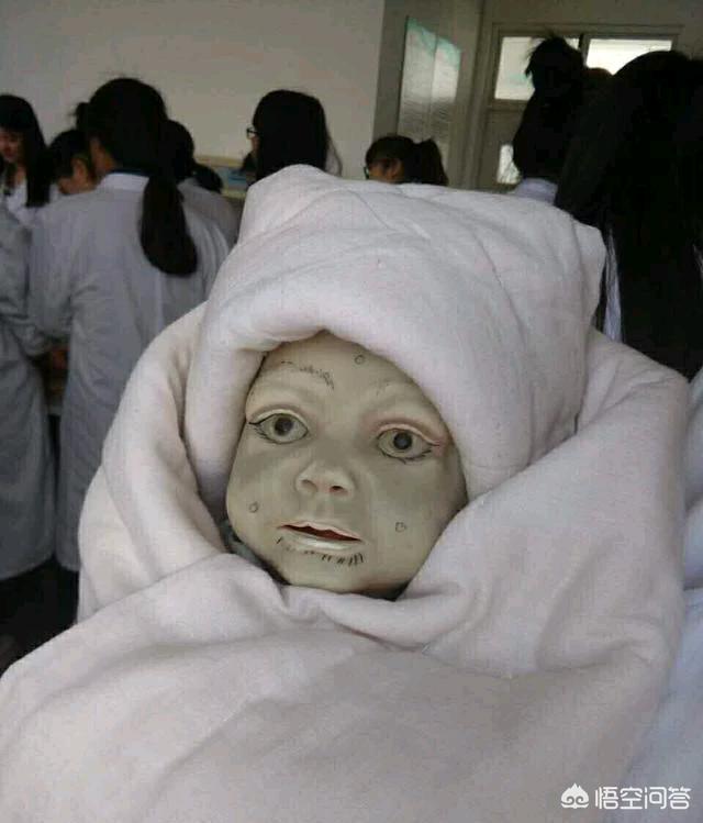 医学的灵异事件:为什么医院太平间，一到晚上就有专人看守？是怕有人偷尸体吗？