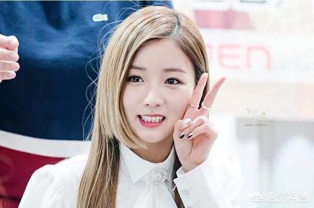 公主切短发,公主切短发怎么扎起来好看？