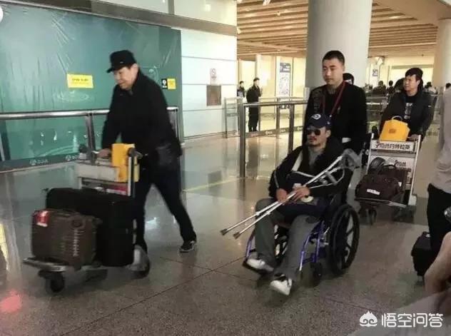 李连杰瘫痪:吴京自曝可以拿残疾证：我下肢瘫痪过，经历过生死，你怎么看？