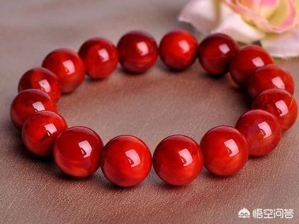 什么属相佩戴南红好,南红是如何“养人”的？该如何选购南红？