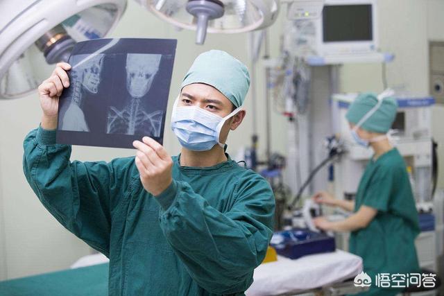头条问答 为什么医生手术日要排很多手术 44个回答