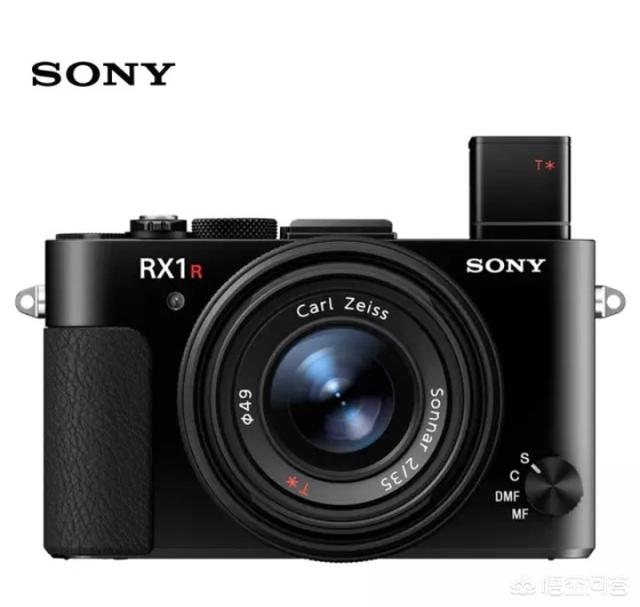 头条问答 - sony rx100,rx10,rx1这三个系列黑卡微单有何区别?