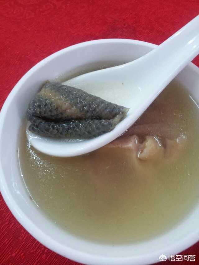 一冬无水煮斋汤是什么意思，为什么广东人喜欢煲老火汤呢