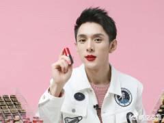 直播界战胜马云的“口红一哥”李佳琦,如何成功跨界短视频？