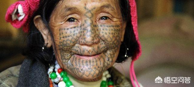 中国未解之谜图片，独龙族老人，为何脸上会有神秘花纹至今还是一个未解之谜