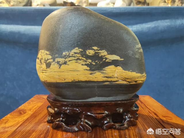 玉上抹的油是什么油,玉手镯渗透油渍该怎么办？