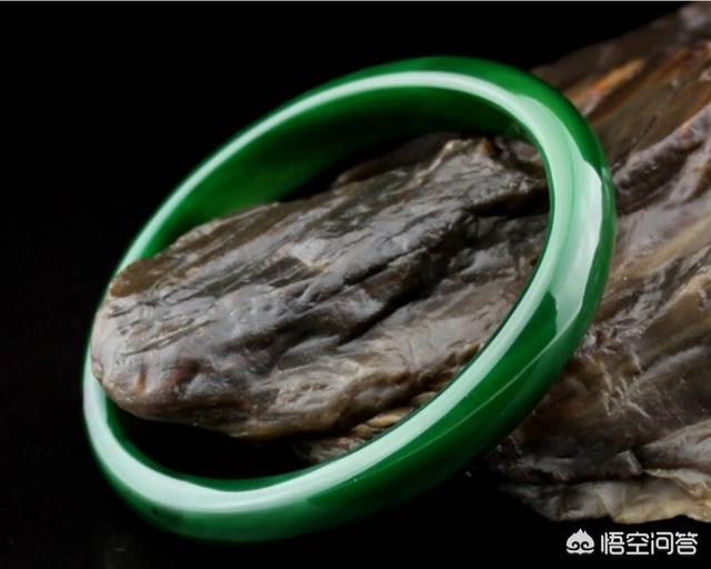 各种玉石的保健功能,翡翠玉石有哪些作用与功效？