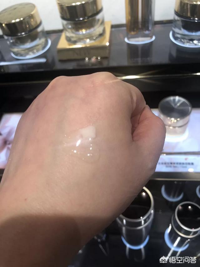 女士精华液:50岁女性适合用什么精华