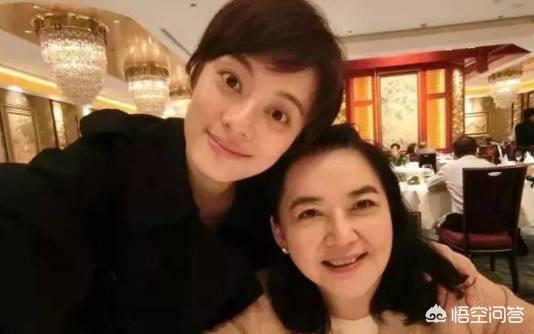 孙俪近况:曾与胡茵梦齐名，被媒体称为“林青霞接班人”，胡慧中近况如何？