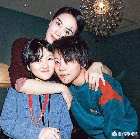 王菲怀孕流产谢霆锋哭:王菲谢霆锋复合为什么会招来那么多骂声？