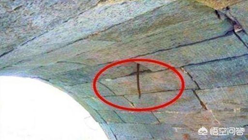 很多古桥下悬挂着文物“斩龙剑”，为何没人敢偷?专家也不敢研究？