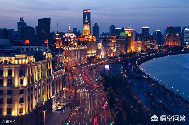 上海红美丽:你觉得重庆和上海哪里的夜景比较好看？
