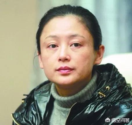 陈红图片:为什么倪萍陈红跟了陈凯歌以后都超速衰老，完全无过渡