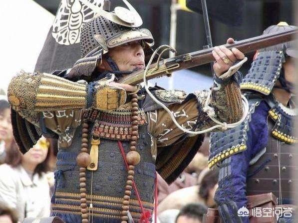 火药的发明者:第一把枪是什么样的枪是谁发明的