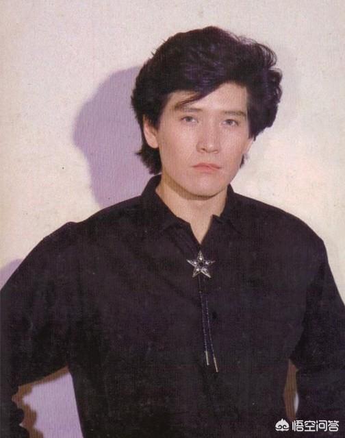 费翔的父亲:费翔，眼睛，为什么是蓝色？