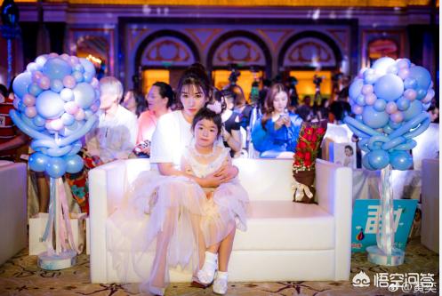 黄奕女儿:黄毅清总是撕前妻黄奕，会对女儿造成什么影响？