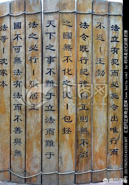 铲屎官漫画图片:为什么说考古学家最不愿意看到的东西是矿泉水瓶子？
