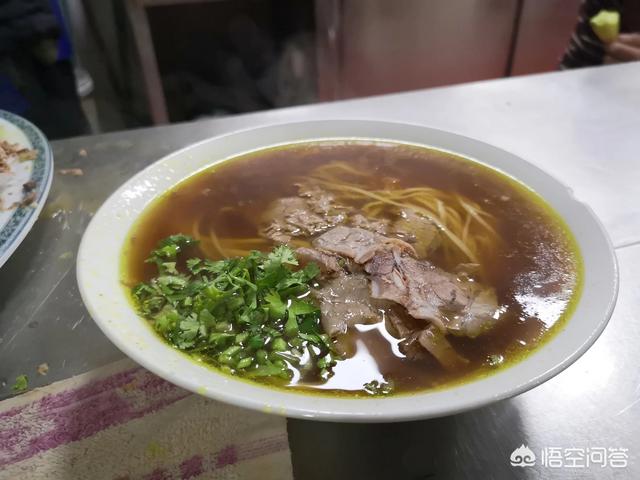 开面馆怎么选址？
