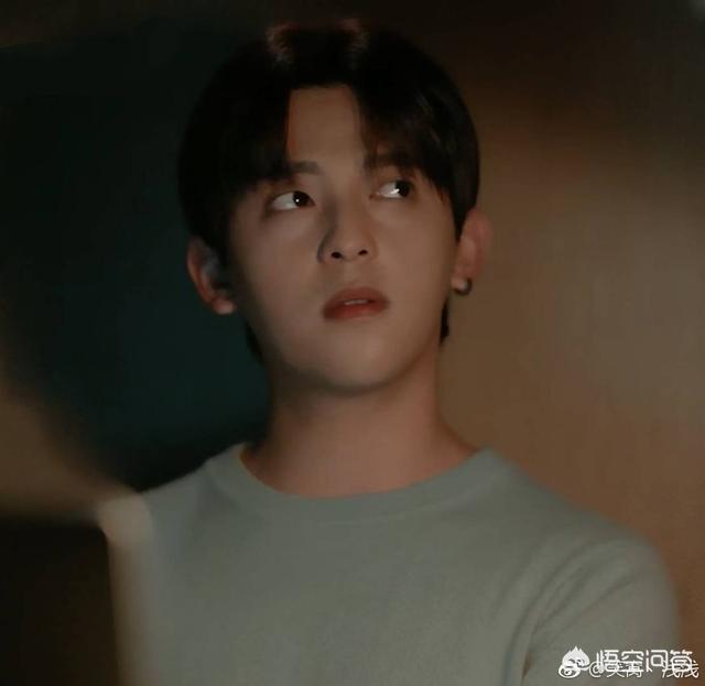 符龙飞得女:你喜欢符龙飞吗？为什么喜欢他？
