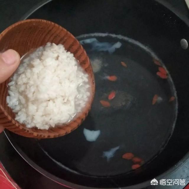 林志玲绽放:女性早餐喝什么对皮肤好又养胃？