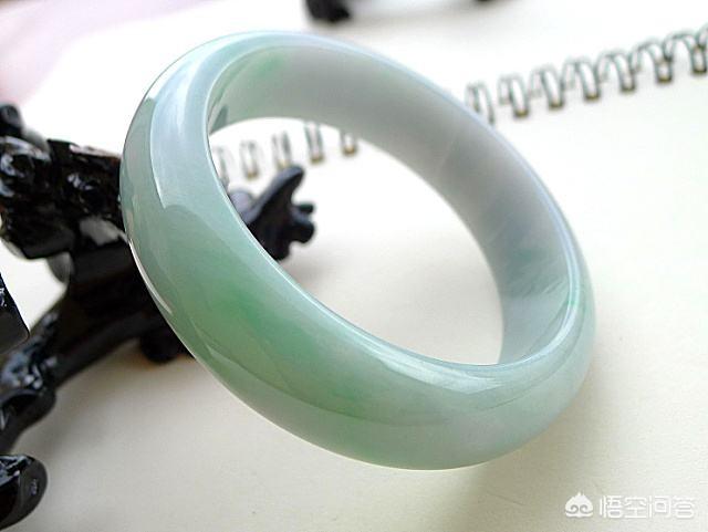 五六千元能买到什么翡翠手镯,一千元的冰种翡翠手镯想要吗？能要吗？