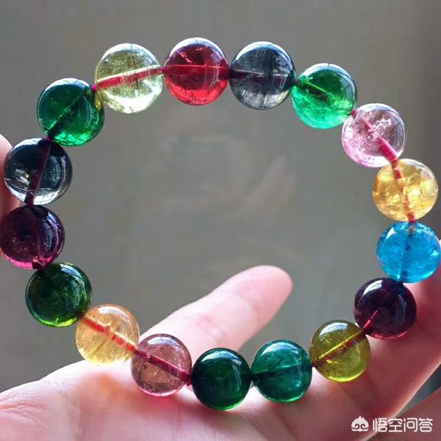 祖母绿原石特征,绿碧玺与祖母绿的区别在哪里？