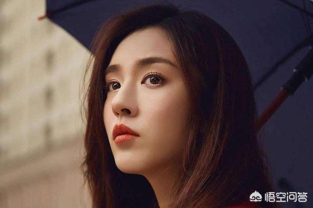 方依依:王晓晨为什么会被网友戏称为“最放得开的演员”？