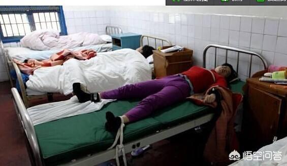 精神分裂症最主要的症状是,你有时候觉得自己有精神分裂吗？什么表现？