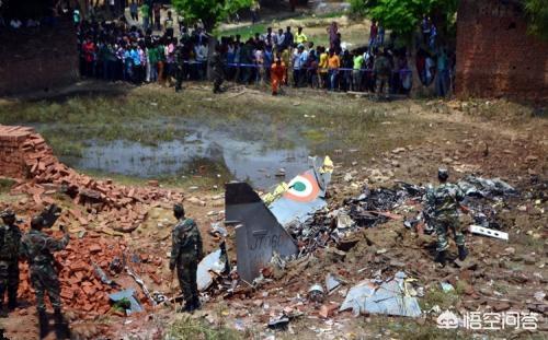 乌鲁木齐坠机事件36人死亡，印军防空兵被曝疑似击落自家战机，导致7人死亡，原因究竟为何